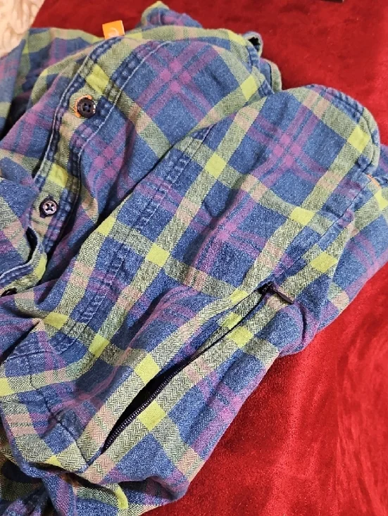 Orvis Green & Blue Plaid Long-Sleeve Button-Down Shirt - Picture 10 of 11